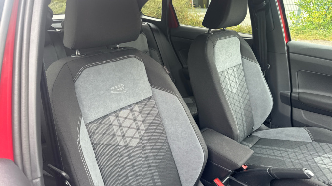 Volkswagen Taigo 1.5 TSI 150 Black Edition 5dr DSG Petrol Hatchback - Image 24